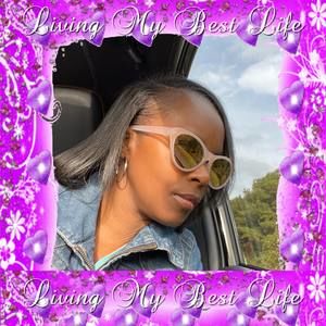 Meet your Posher, Lynn